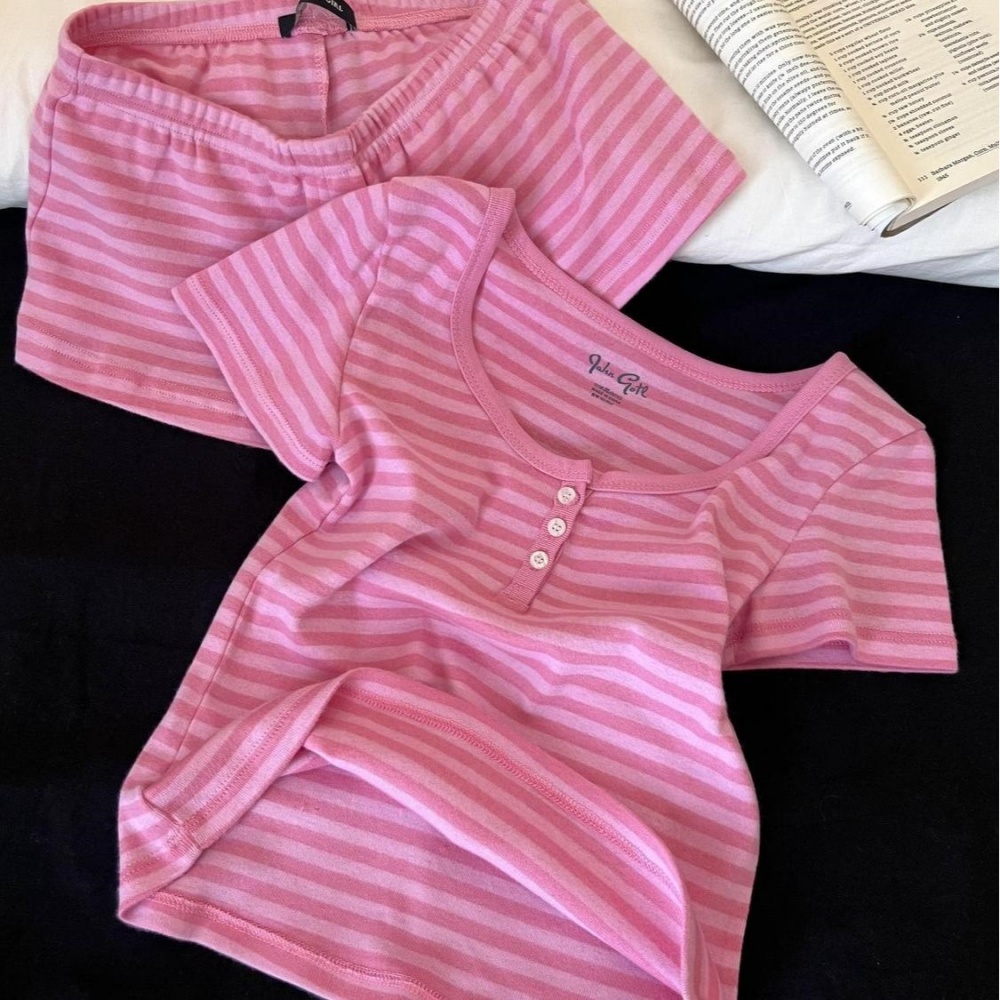 Pink Striped Short Sleeve T-sh - Summer House Clothing 评论和价格